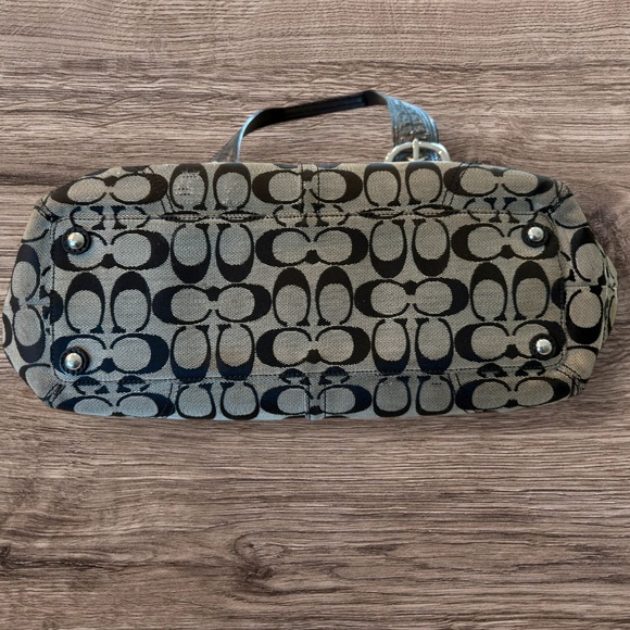 COACH BAG SATCHEL BROWN AND BLACK - WELL LOVED - Picture 4 of 8